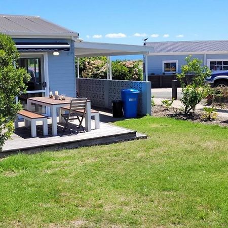 Pohara'S Seaside Chalet Exterior photo